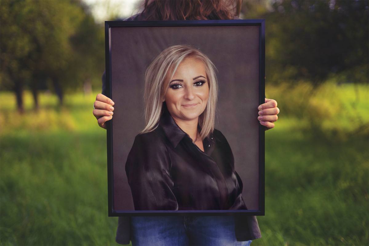PhotoFunia 1741086760